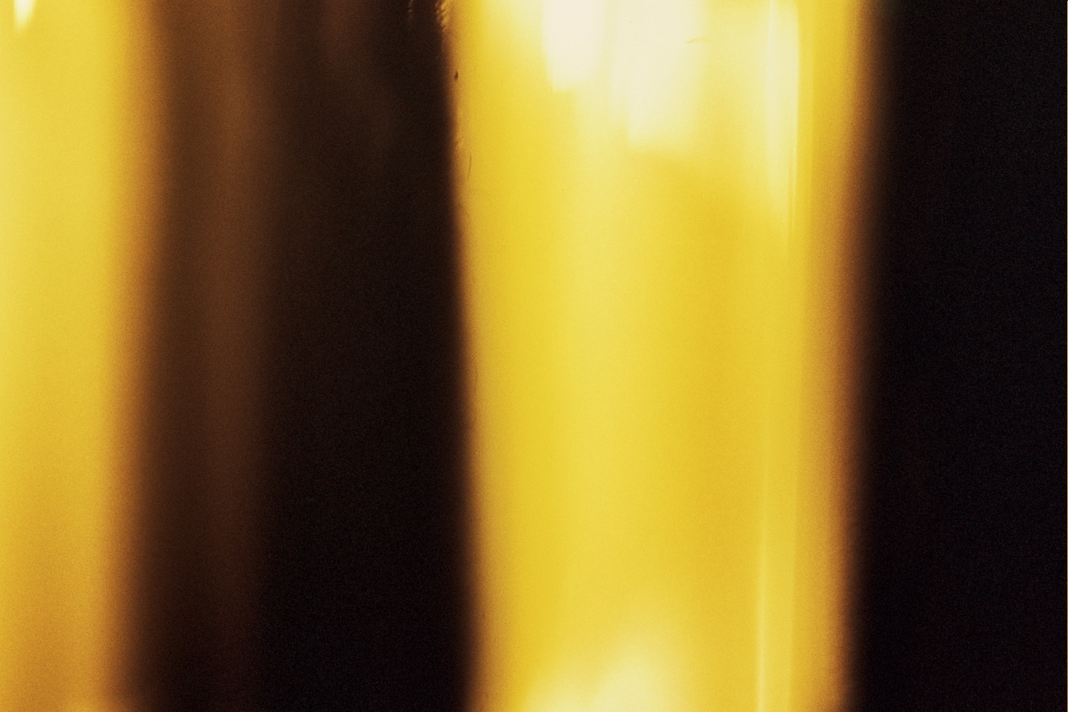 Paris 2022 . Analogue photography . LomoChrome Metropolis film . Olympus Mju 1